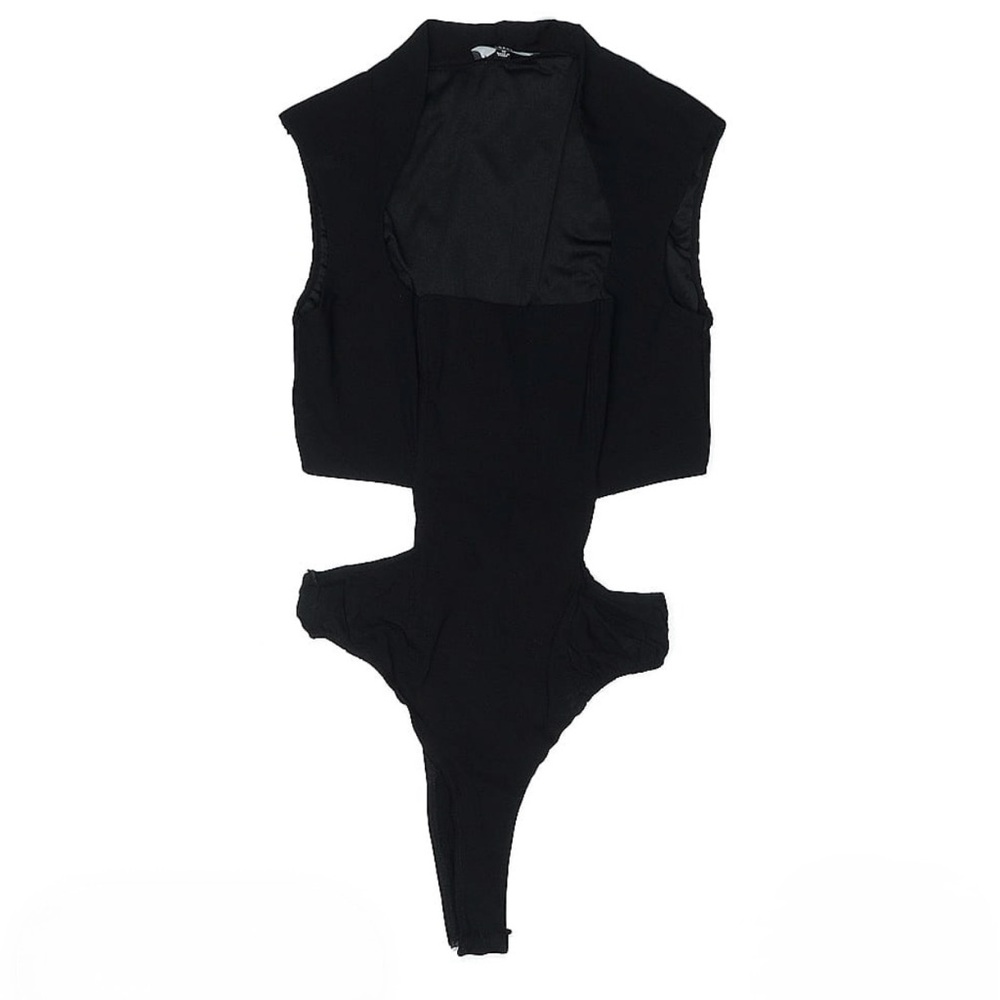 Lulu's Black Sleeveless Bodysuit